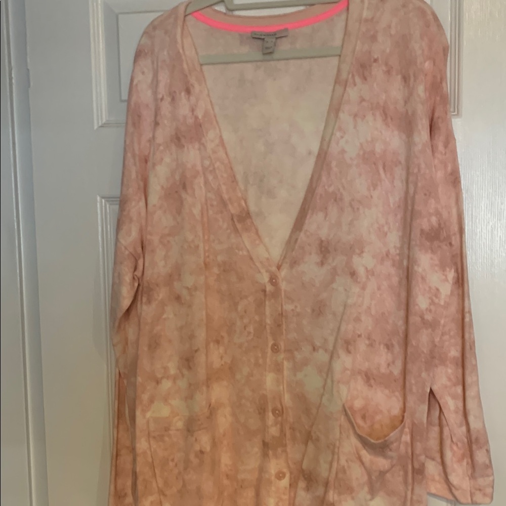 Isaac Mizrahi Beige and Pink button down sweater